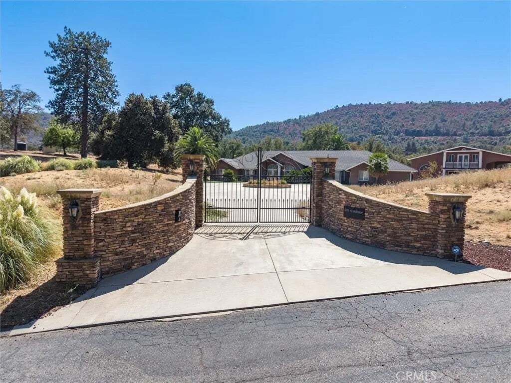 House in Oakhurst, California, United States 4 - 18937178