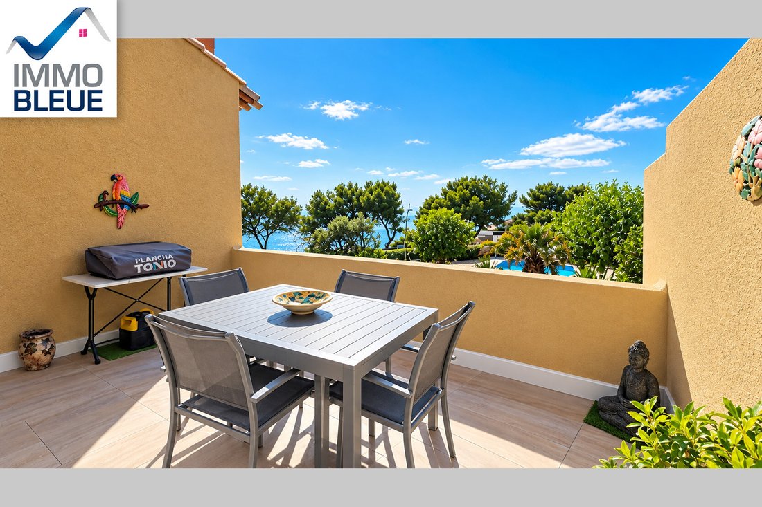 Apartment in Le Village-L'Esperon, Sausset-les-Pins, France 1 - 18937604