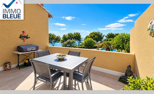 Apartment in Le Village-L'Esperon, Sausset-les-Pins, France 1