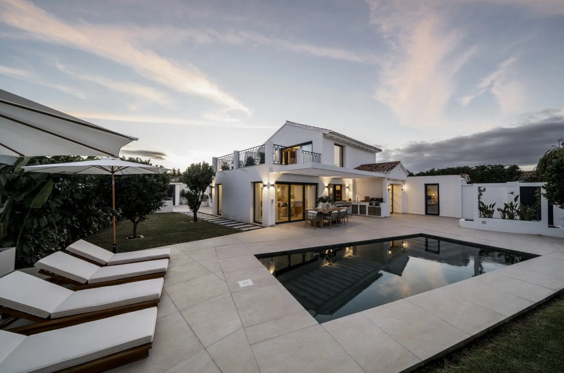 Villa in Marbella, Andalusia, Spain 1 - 18937332