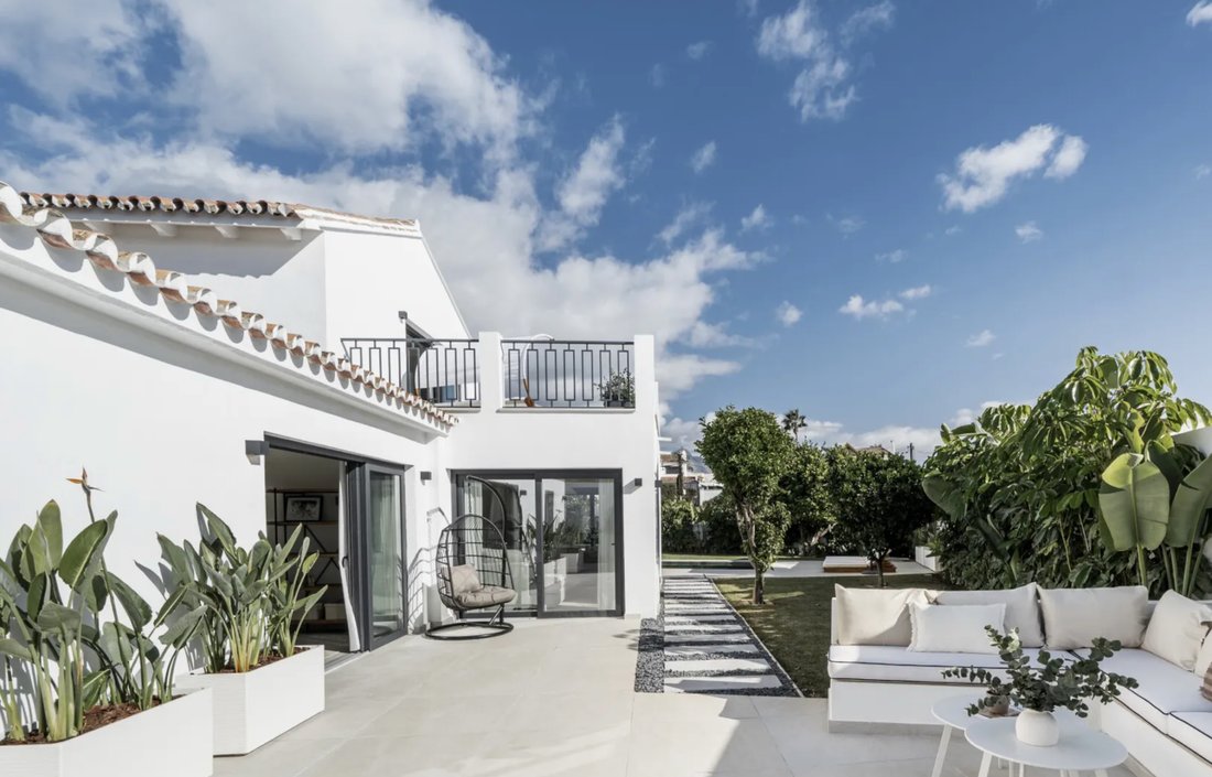 Villa in Marbella, Andalusia, Spain 4 - 18937332