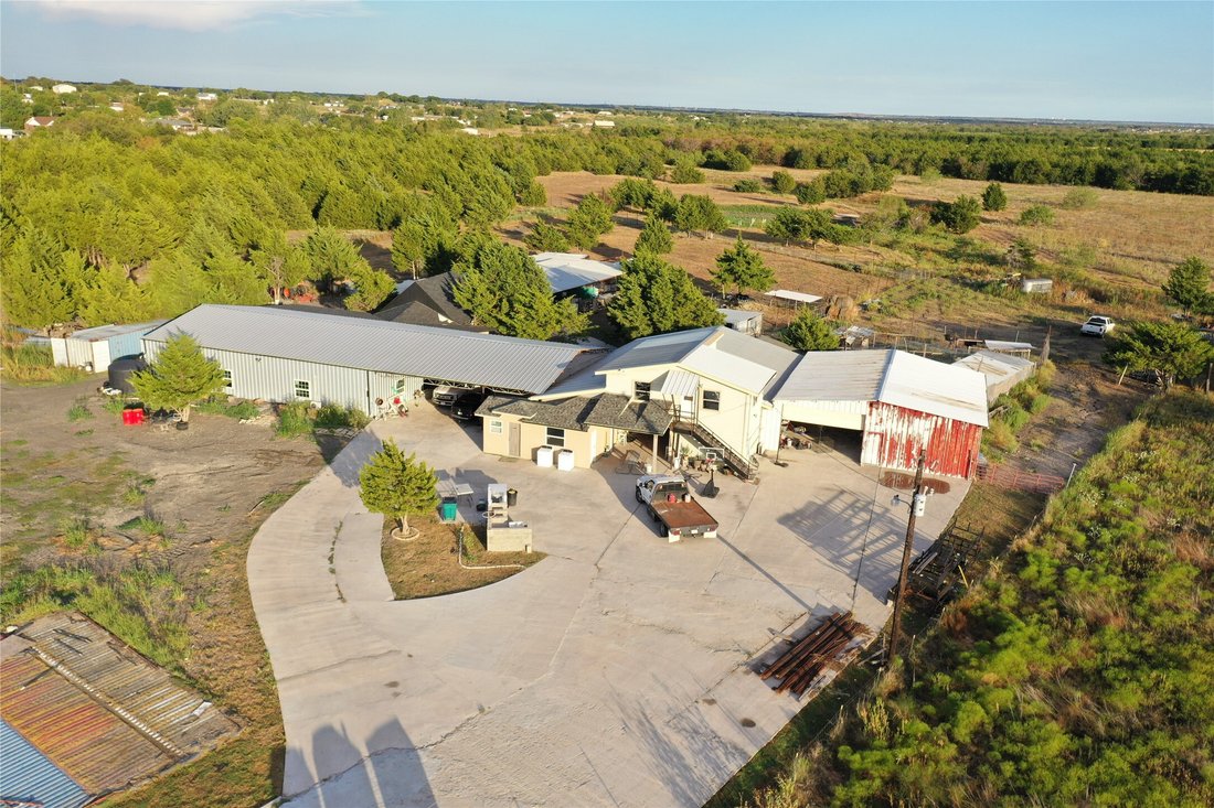 Farm Ranch in Avalon, Texas, United States 5 - 18937111
