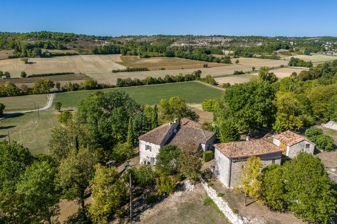 House in Montcuq, Montcuq-en-Quercy-Blanc, France 2 - 18937442