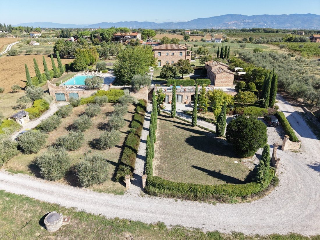 Villa in Centro, Cortona, Tuscany 2 - 18936699
