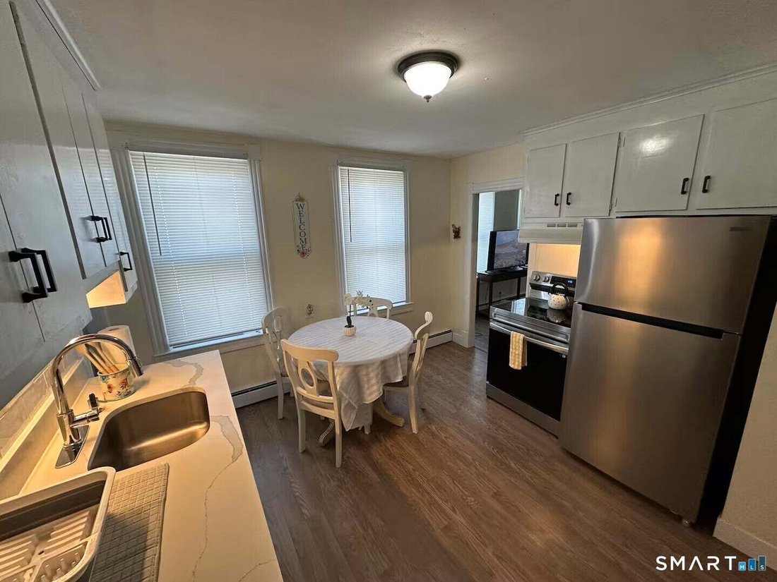 Hartford, Connecticut, United States 5 - 18936677