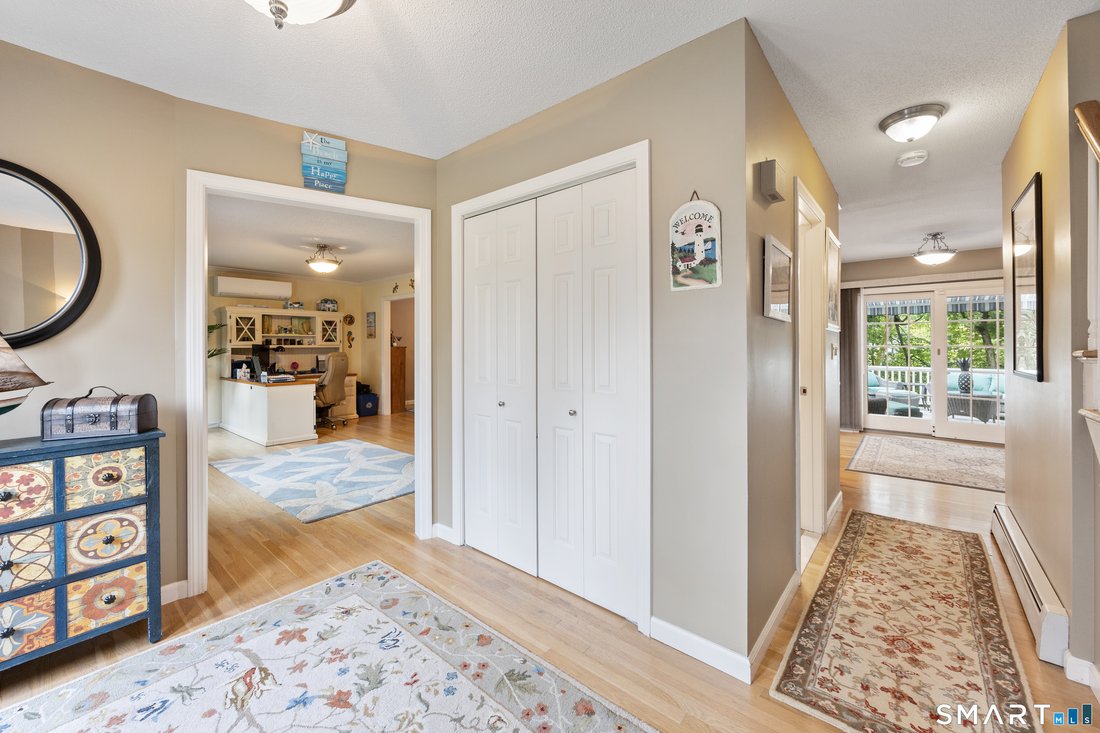 House in Cheshire, Connecticut, United States 3 - 18937280