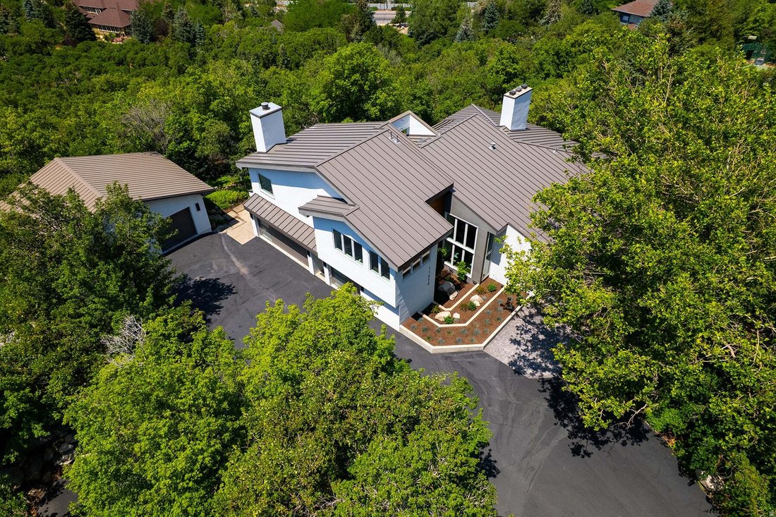 House in Sandy, Utah, United States 1 - 18936851