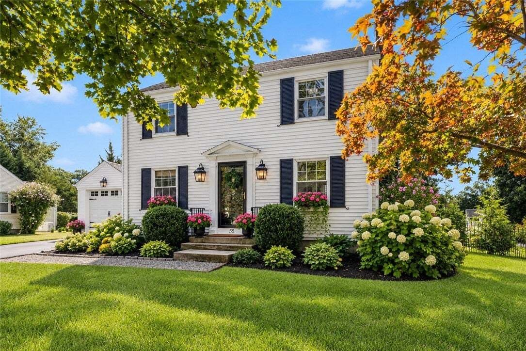 House in Cranston, Rhode Island, United States 2 - 18936744