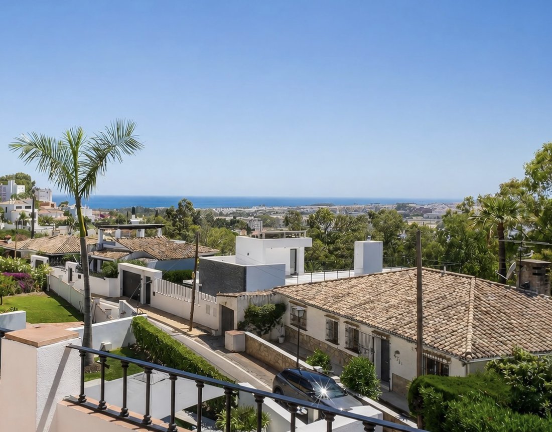 Villa in Marbella, Andalusia, Spain 2 - 18937350