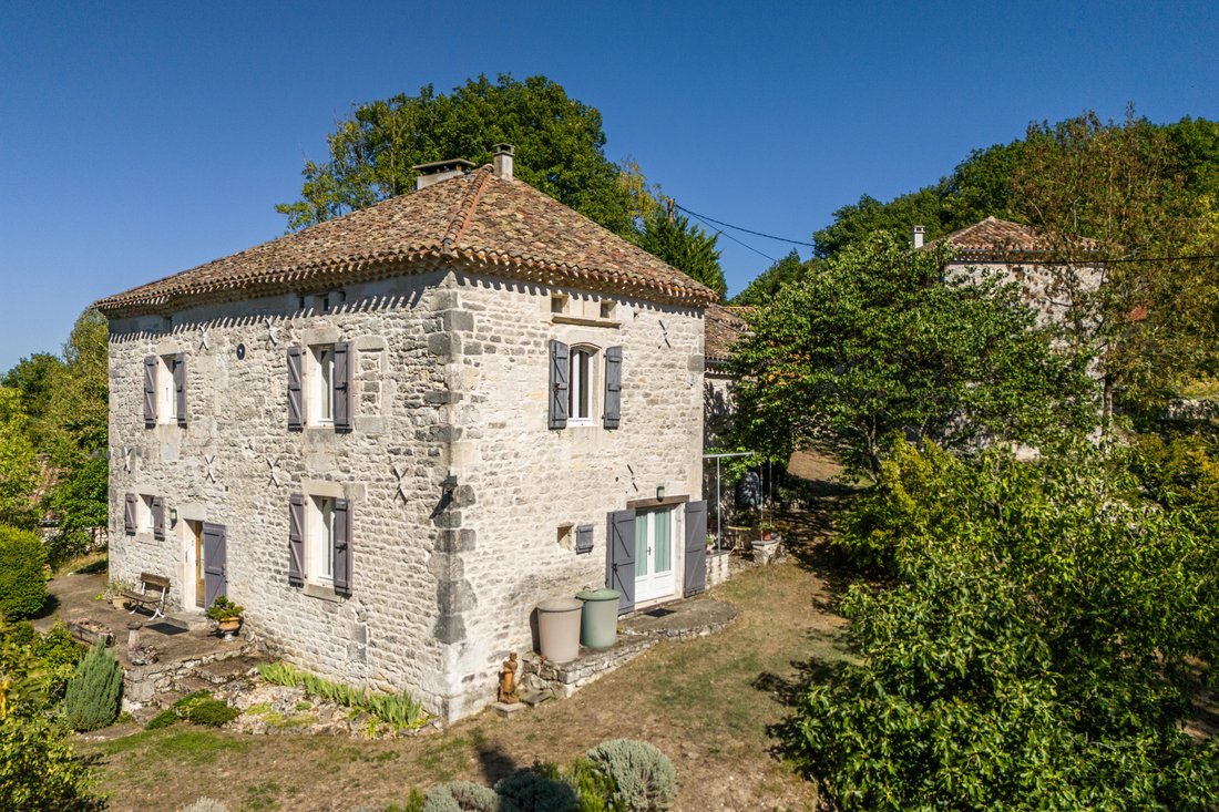 House in Montcuq, Montcuq-en-Quercy-Blanc, France 4 - 18937442