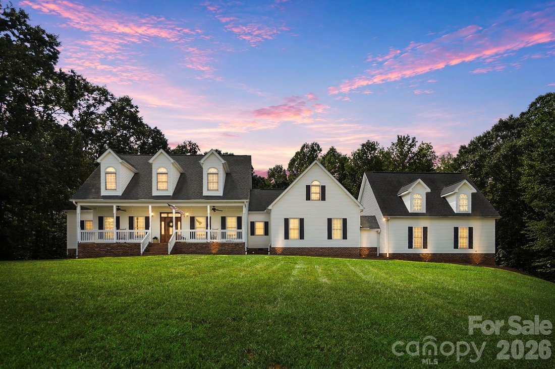 House in Lake Wylie, South Carolina, United States 1 - 18937082