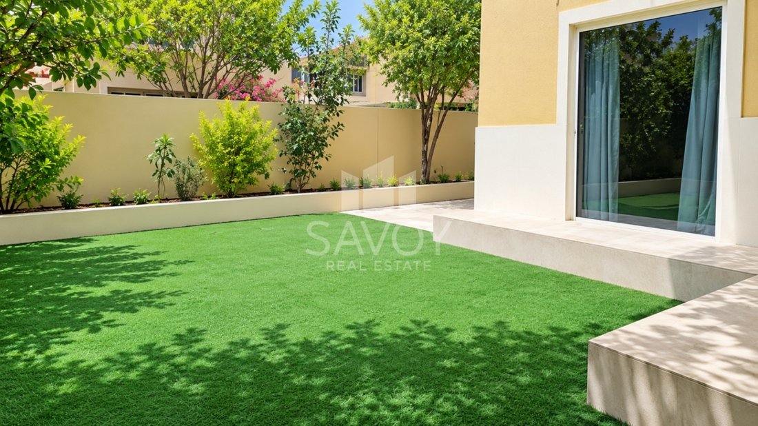 Villa in Khalifa City, Abu Dhabi, United Arab Emirates 2 - 18937157