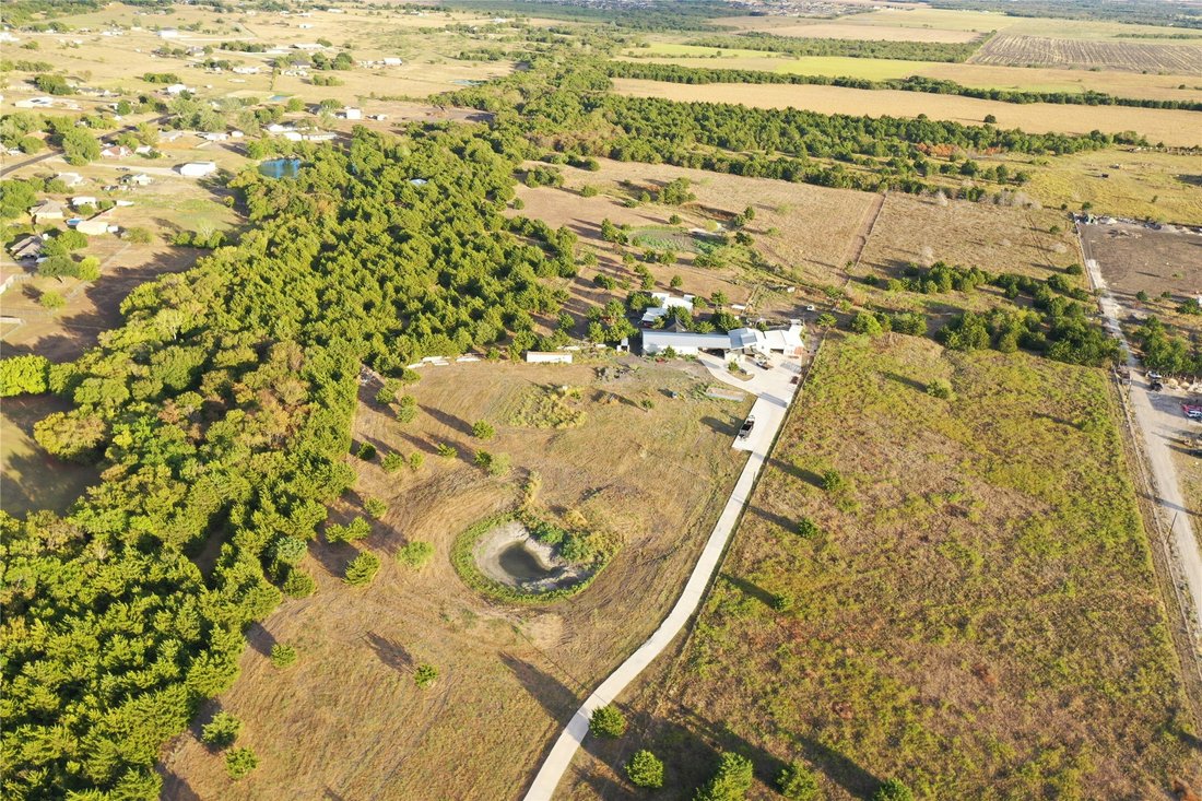 Farm Ranch in Avalon, Texas, United States 1 - 18937111