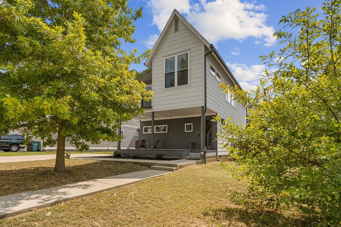 Co Op in Nashville, Tennessee, United States 2 - 18936833