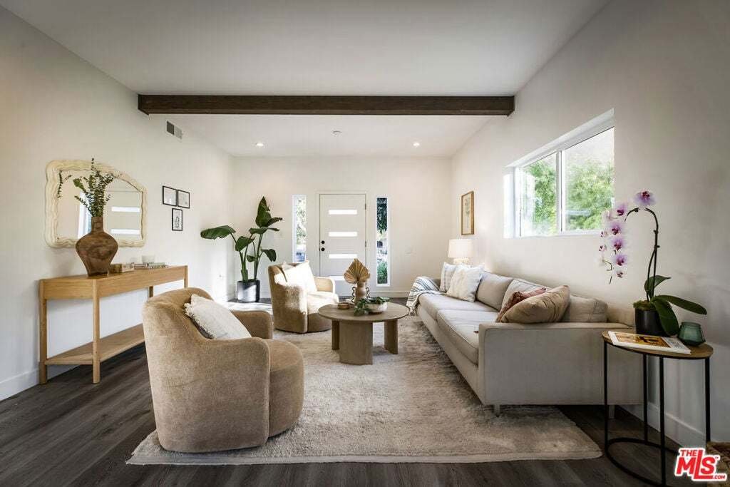 House in Los Angeles, California, United States 4 - 18936772