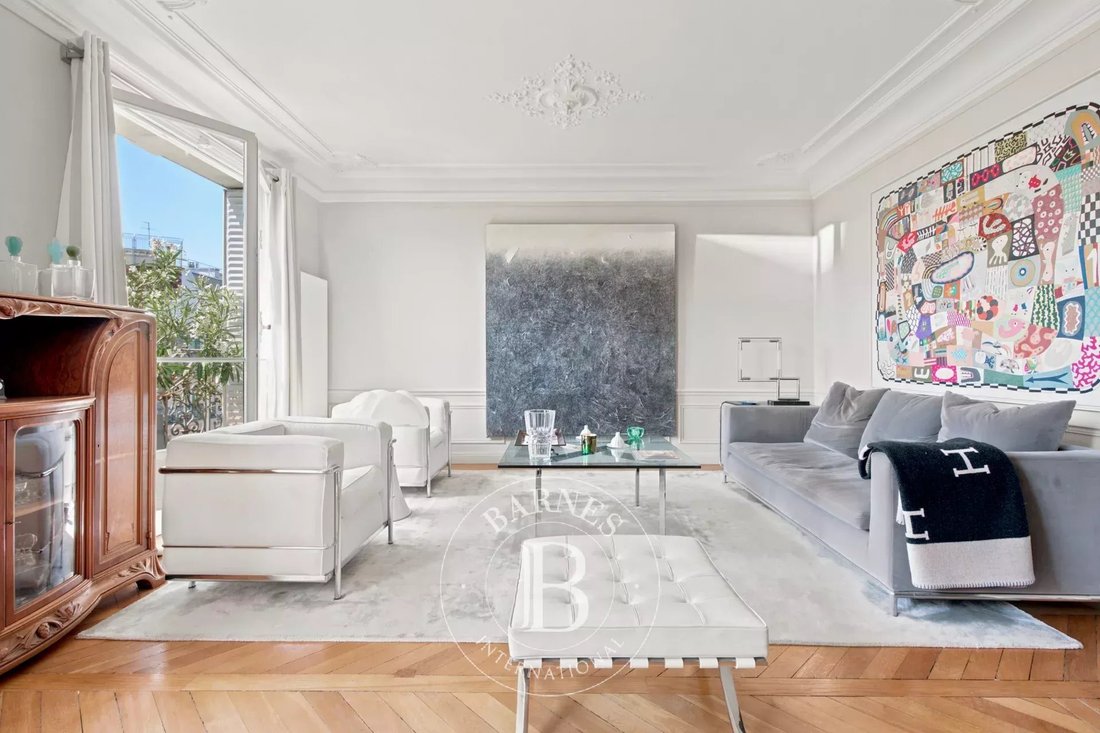 Apartment in Arsenal, Paris 4e Arrondissement, Paris 4 - 18937077