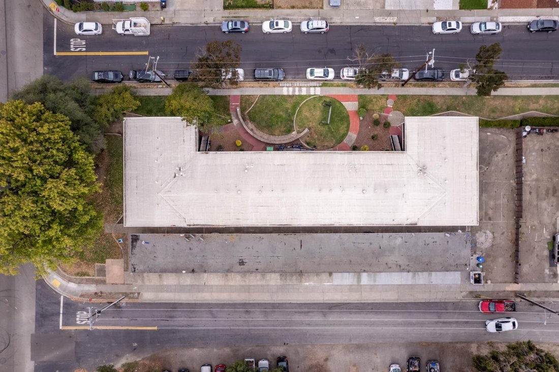 Newark, California, United States 4 - 18936788