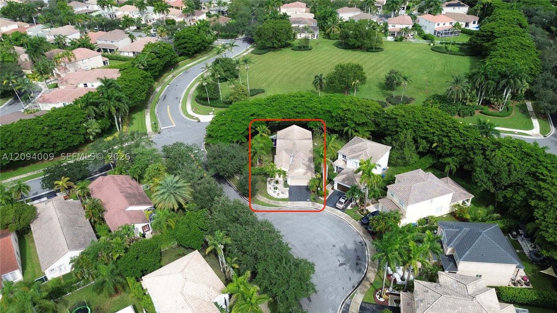 House in Weston, Florida, United States 3 - 18937024