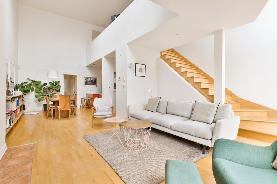 Apartment in Montréal, Quebec, Canada 2 - 18937595