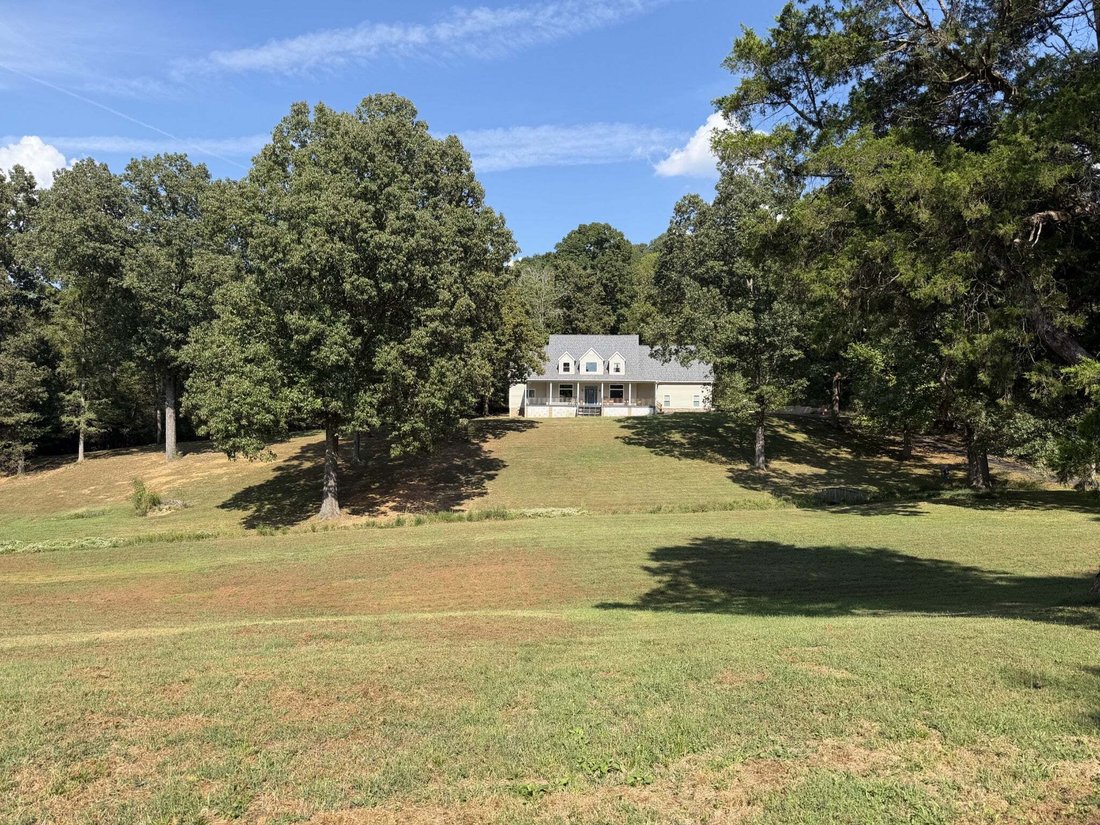 House in South Pittsburg, Tennessee, United States 2 - 18936837