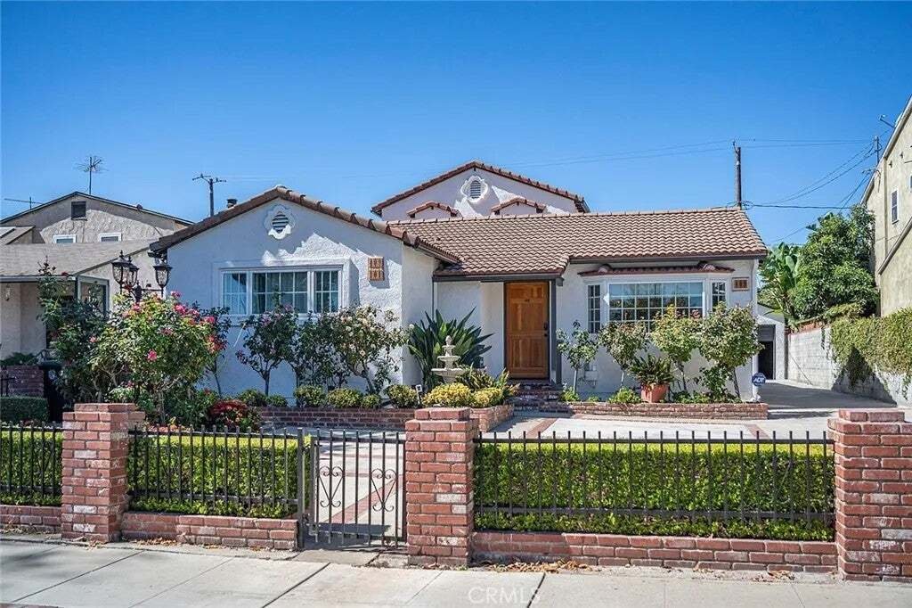 House in Burbank, California, United States 1 - 18937168