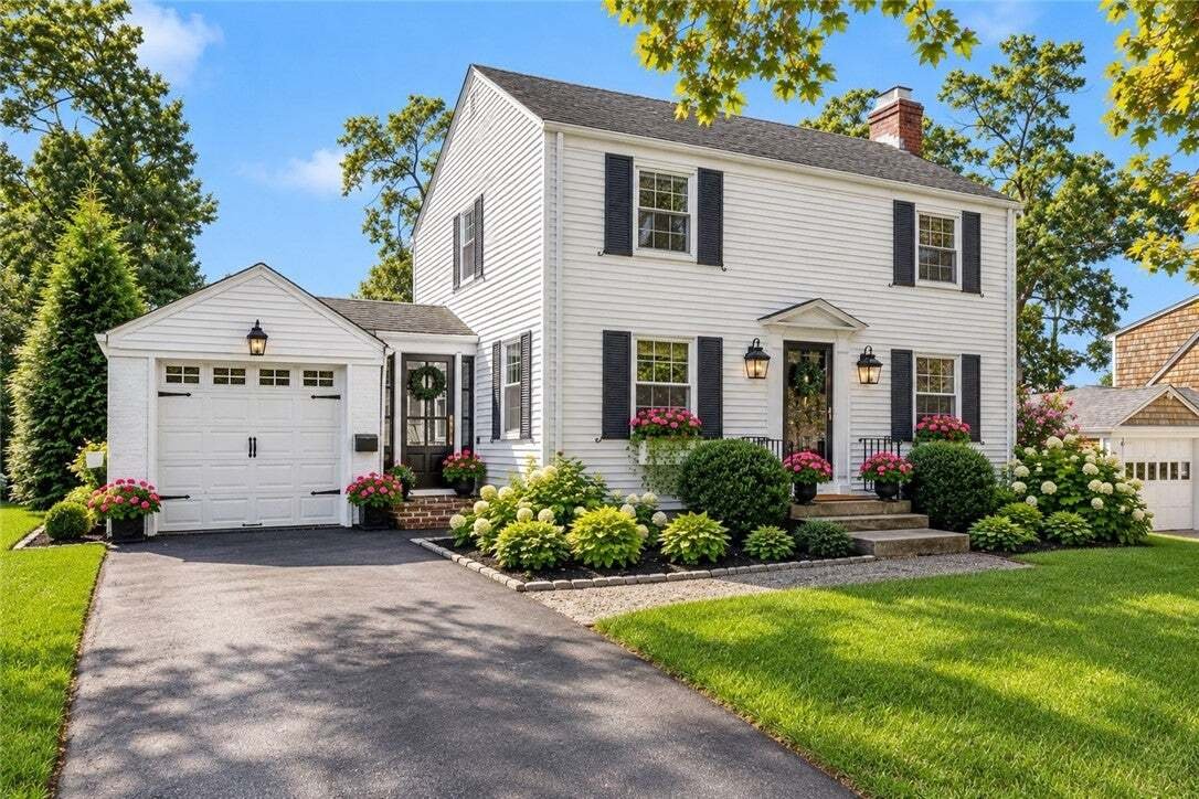 House in Cranston, Rhode Island, United States 1 - 18936744