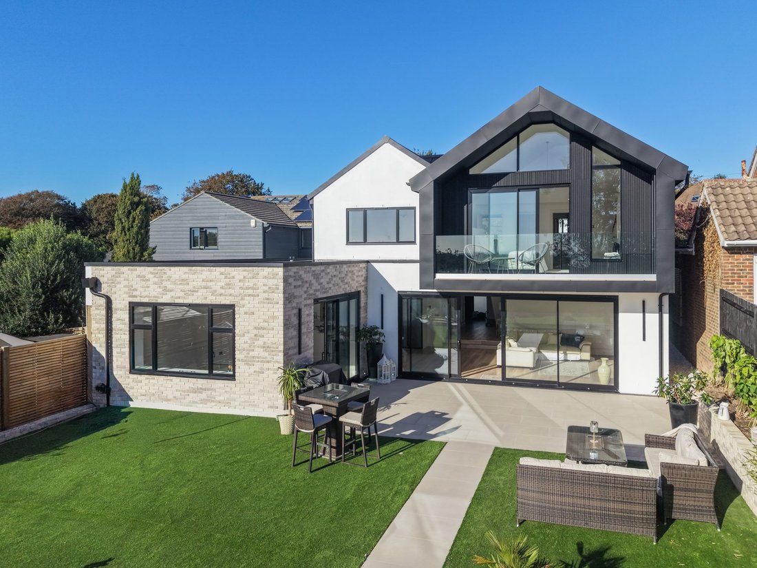 House in Hove, England 1 - 18937234