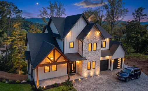 House in Weaverville, North Carolina, United States 1