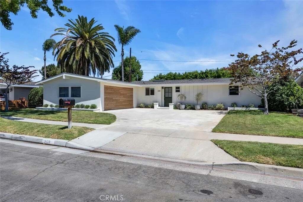 House in Costa Mesa, California, United States 1 - 18937176
