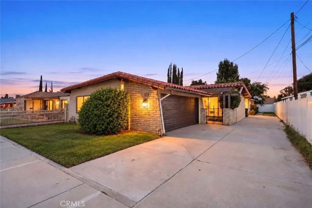 Loma Linda, California, United States 1 - 18937218