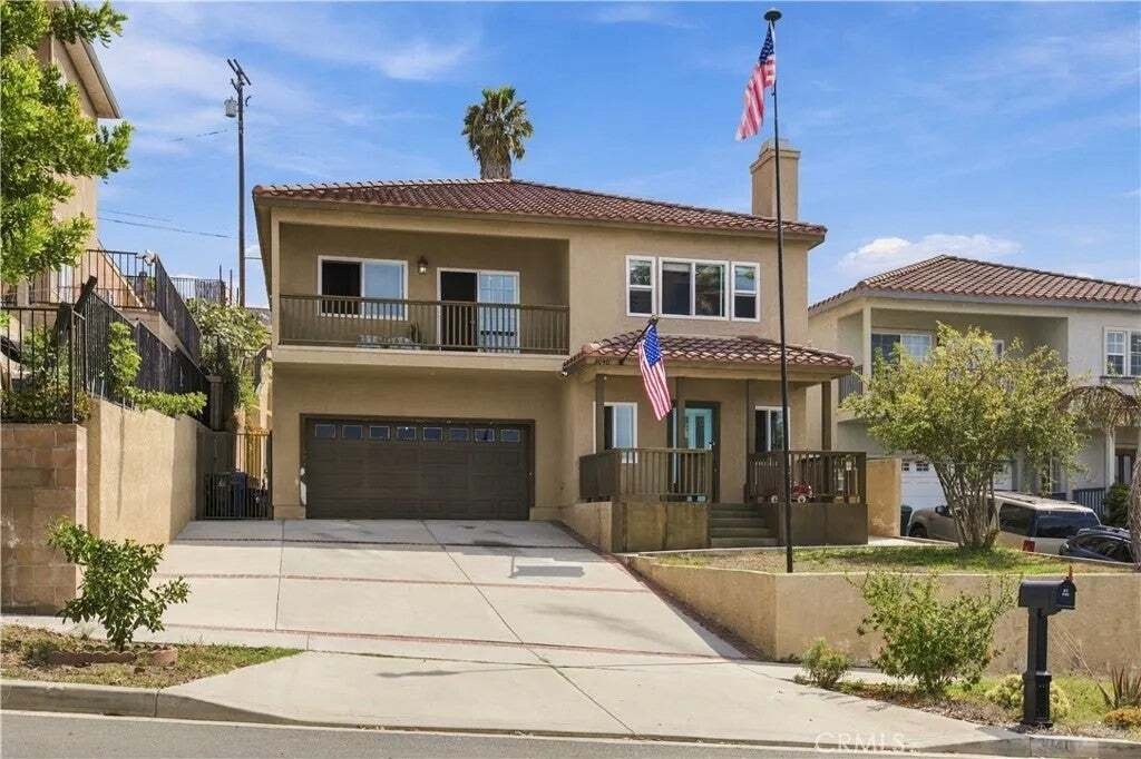 House in Signal Hill, California, United States 1 - 18937209