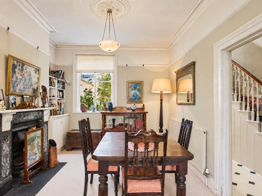 House in West Hampstead, Camden, England 5 - 18937225