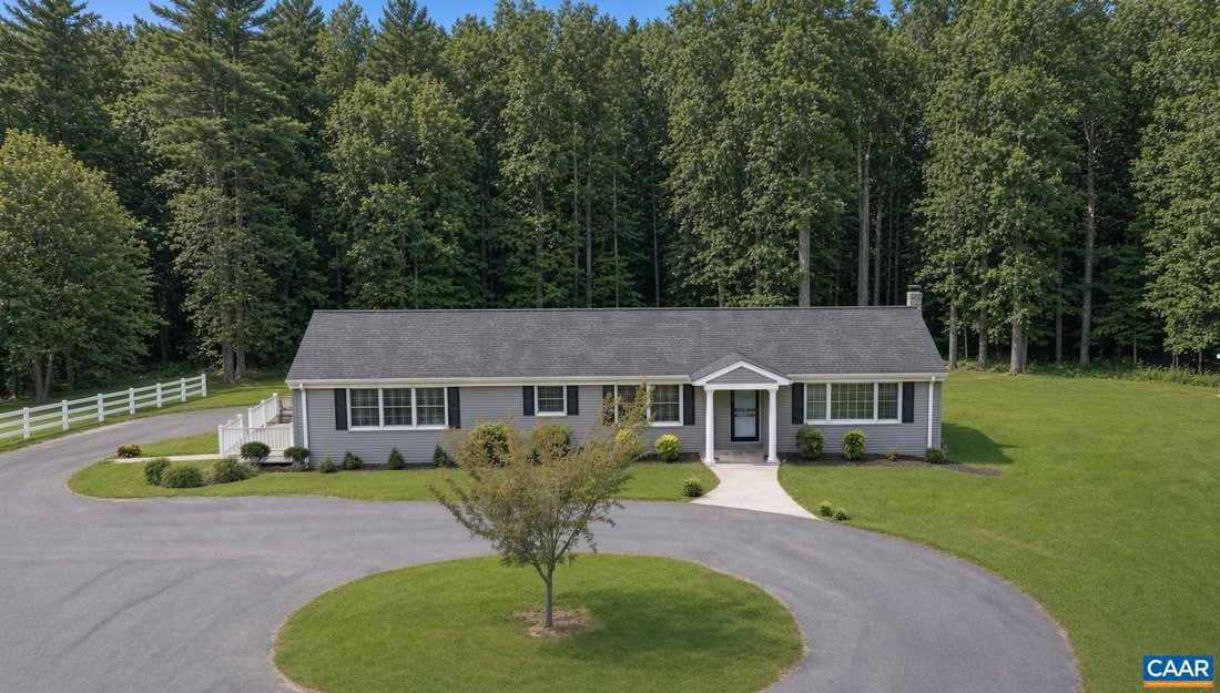 House in Charlottesville, Virginia, United States 1 - 18936686