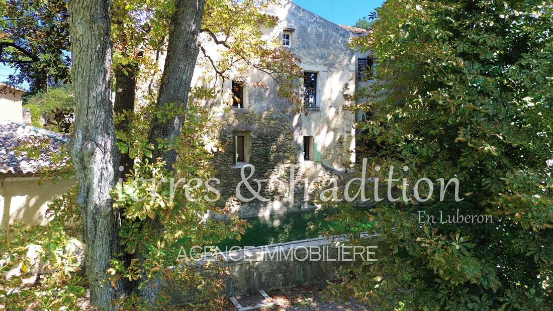 Estate in Pertuis, Provence-Alpes-Côte d'Azur, France 5 - 18937194