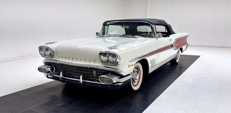 Cabriolet in Morgantown, United States 1 - 18937338