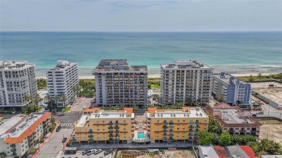 Condo in Bal Harbour, Florida, United States 1 - 18937029