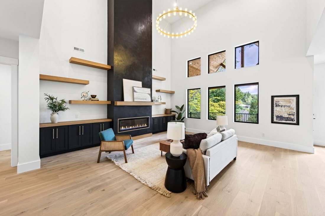 House in Weaverville, North Carolina, United States 3 - 18488612