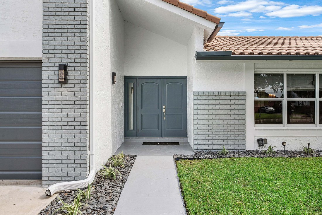 House in Coral Springs, Florida, United States 3 - 18937005