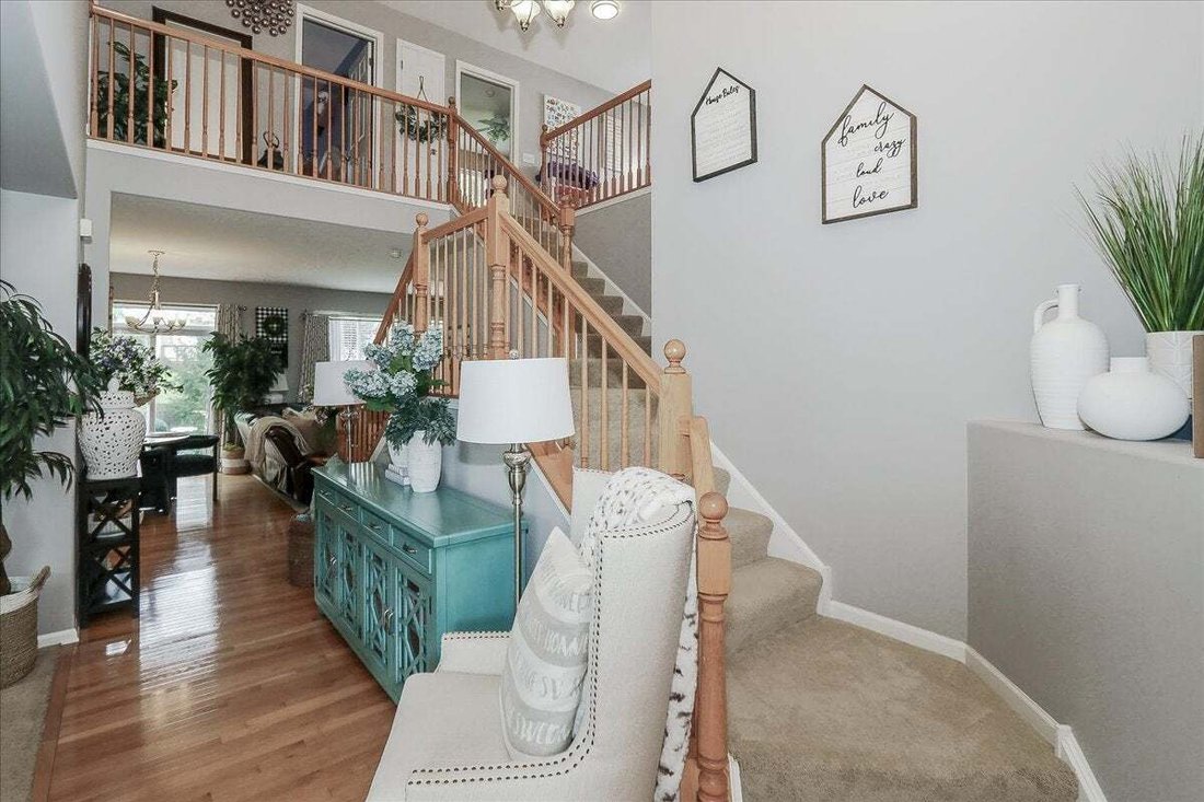 House in Aurora, Illinois, United States 3 - 18937243