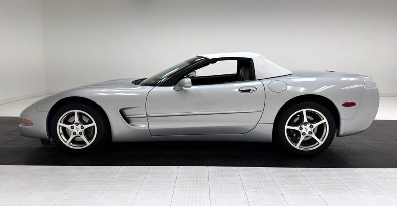 Cabriolet in Morgantown, United States 4 - 18937303