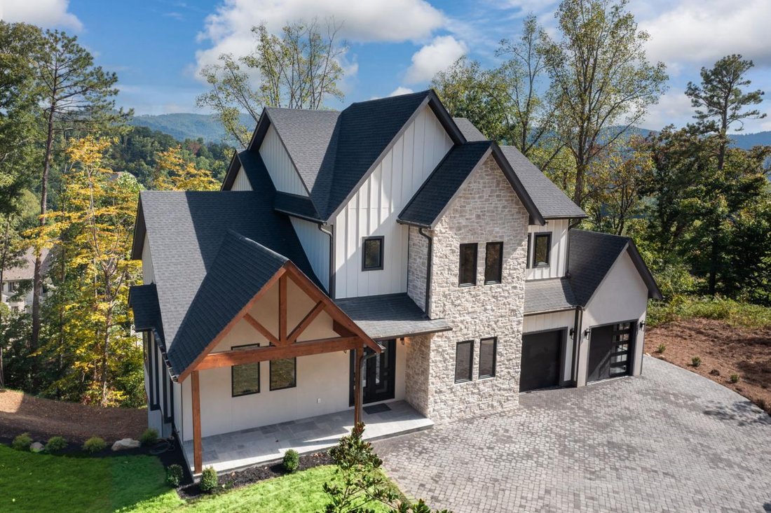 House in Weaverville, North Carolina, United States 2 - 18488612