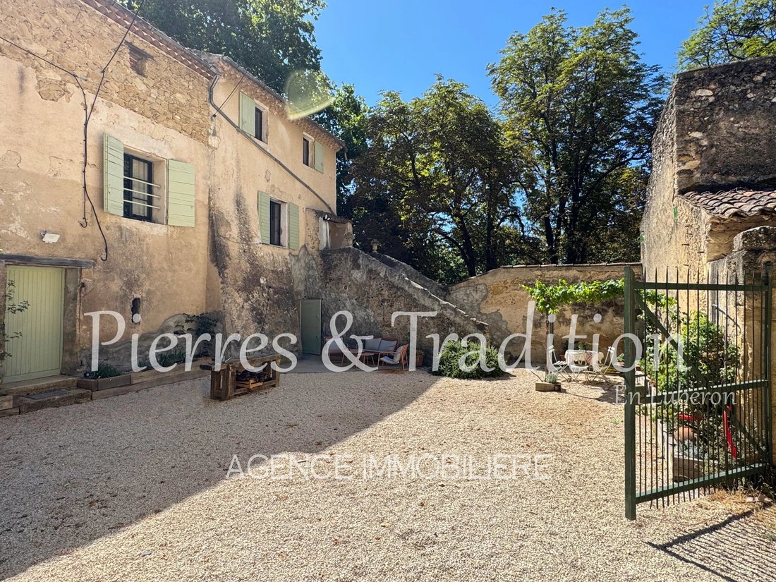 Estate in Pertuis, Provence-Alpes-Côte d'Azur, France 2 - 18937194