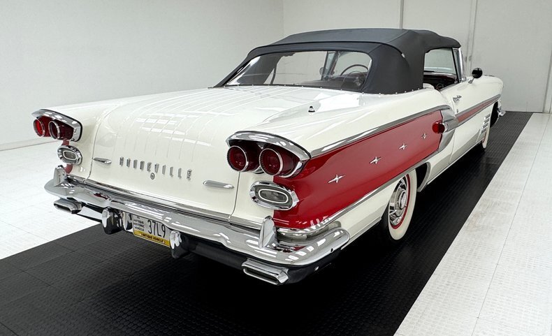 Cabriolet in Morgantown, United States 5 - 18937338