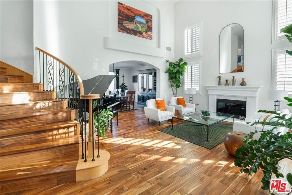 House in West Hills, California, United States 5 - 18936751