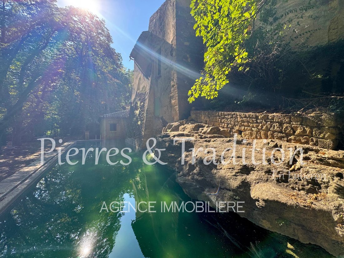 Estate in Pertuis, Provence-Alpes-Côte d'Azur, France 3 - 18937194