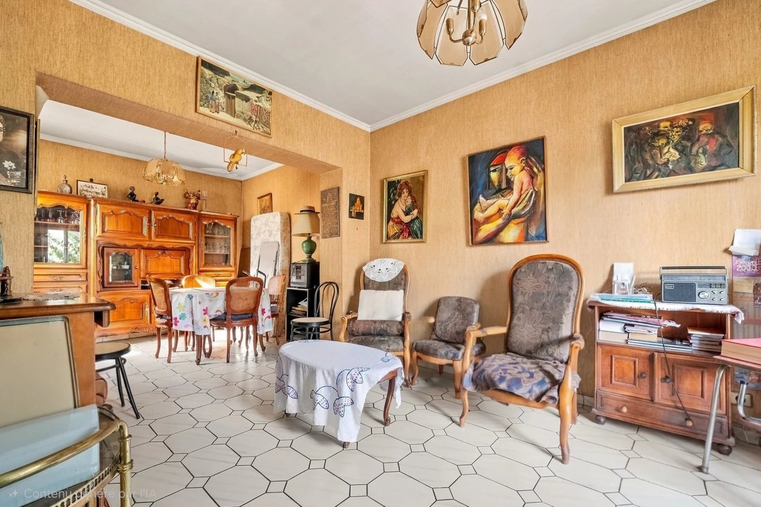 House in Clos Montholon, Vanves, France 2 - 18937645
