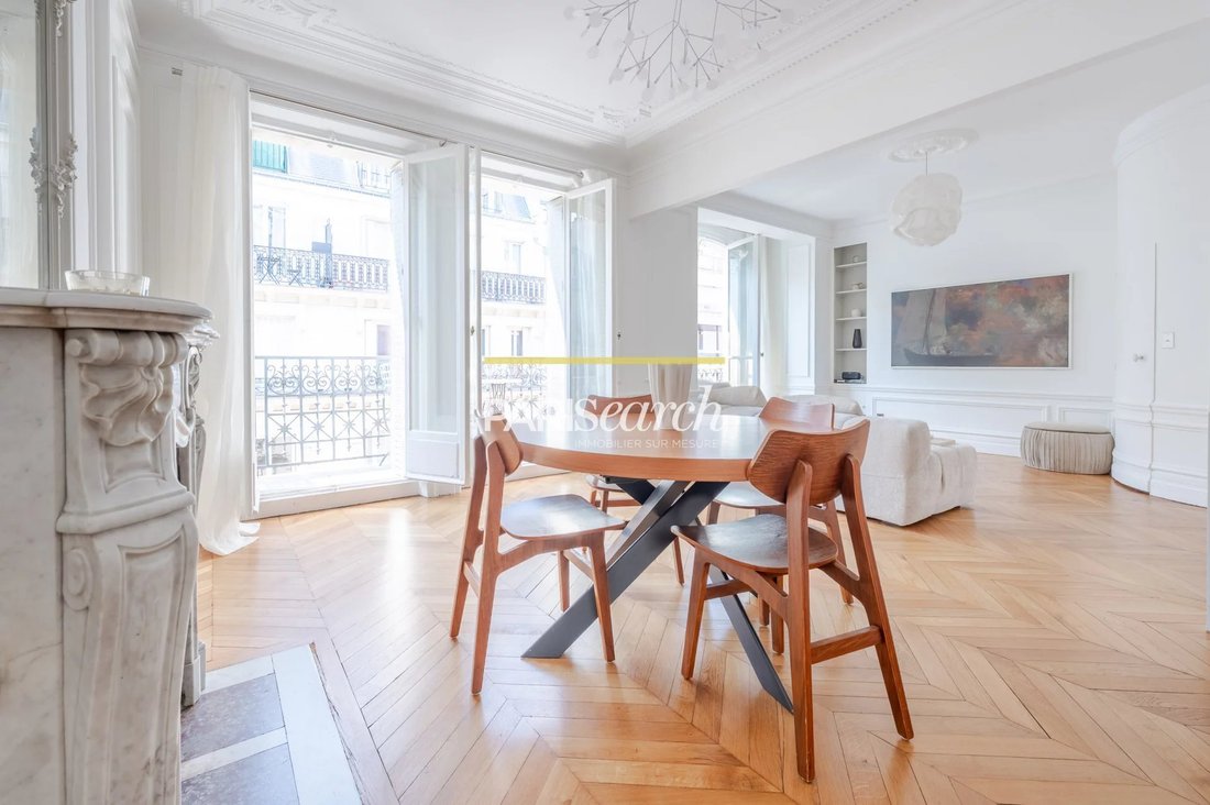 Apartment in Courcelles-Wagram, Paris 17e Arrondissement, Paris 1 - 18806619