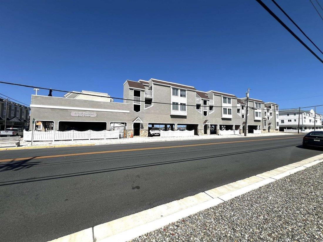 Condo in Stone Harbor, New Jersey, United States 1 - 18936670