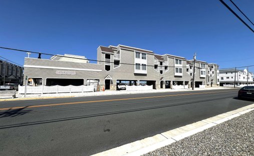 Condo in Stone Harbor, New Jersey, United States 1