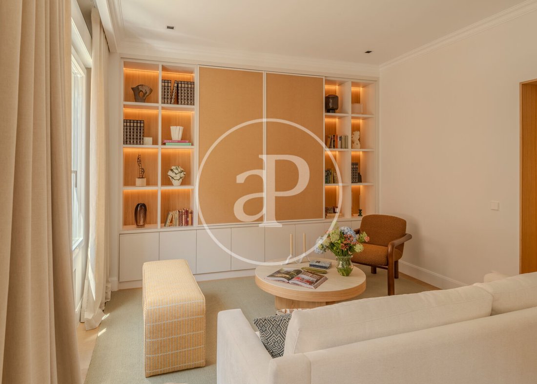 Apartment in Retiro, Madrid, Spain 2 - 18937252
